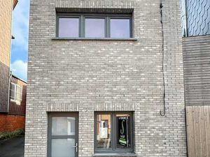 Maison rénovée – 2 chambres + terrasse