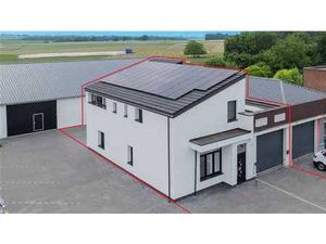 Maison entièrement rénovée  4ch  terrasse et garage