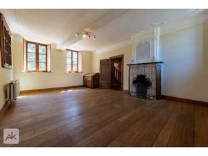 Ensemble immobilier de caractère au coeur de Soiron