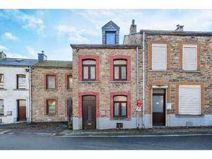 Maison deux façades à moderniser – Saint-Hubert