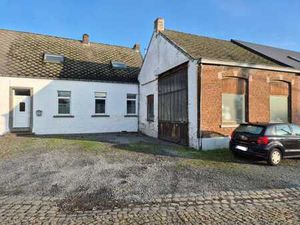 Maison avec grand jardin à Neufvilles