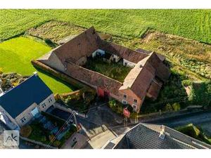 Ferme d’exception offrant un vaste potentiel d’aménagement !