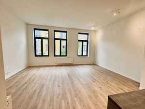 Ruim gerenoveerd 1-slpk appartement met terras