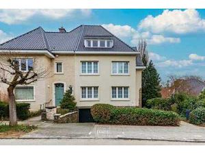 Uccle Observatoire  élégante maison quatre chambres trois sa