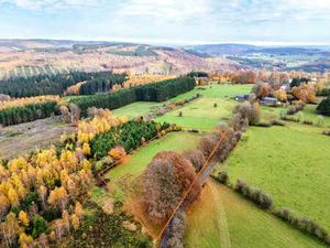 Parcelle de terrain 5.720m² zone d'habitat en majorité au ca