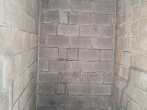 Box/stockage 2 mètre sur 2 gare Creil