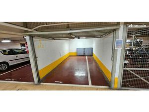 Location box fermé place d'Italie