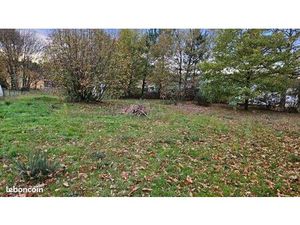 Terrain 1498 m² Guécélard