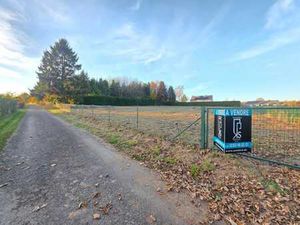 Terrain à bâtir de 1993M2