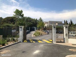 Garage  à louer 14 m²