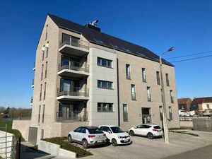 DUPLEX DEUX CHAMBRES TERRASSE PARKING