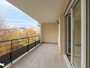 Vente appartement 3 pièces 63 m² à Cergy (95000)  220 920 €