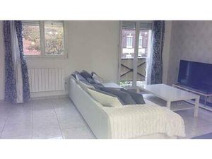 Location appartement 4 pièces 66 m² à Saint-Étienne-du-Rouvray (76800)