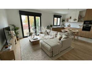 NANTERRE LIMITE SURESNES - 4 PIECES