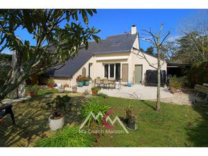 POULIGUEN  à quelques pas de la plage  maison d'environ 87 m