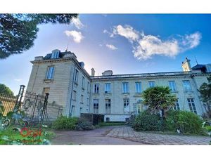 Location appartement  118 m² T-4 à Mûrs-Erigné  1 300 €