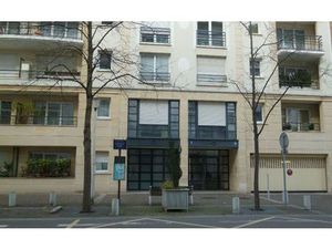 Location stationnement  m² T- à Issy-les-Moulineaux  86 €