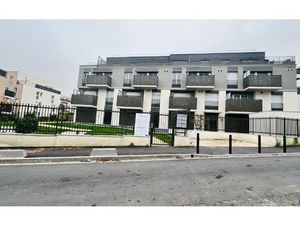 Location appartement  m² T-3 à Champs-sur-Marne  970 €