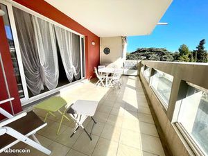 Grand appartement t3 de 86 60 m2 Maison Blanche 13010 terrasse parking