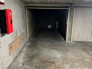 GARAGE 23 000 euros