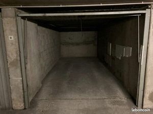 Loue garage/box en sous-sol Lyon 7
