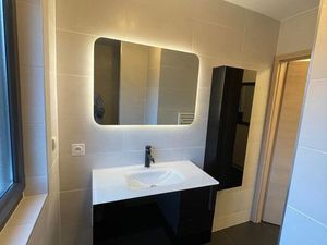 Appartement T2  Meuble avec balcon  Hettange