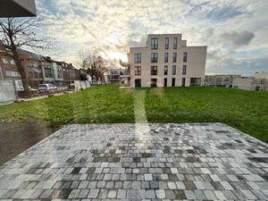 ?Appartement neuf exclusif  situé au rez-de-chaussée avec...