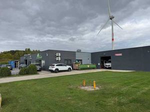 A VENDRE - Villers-le-Bouillet- Hall semi-industriel