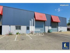 Local d'activité 364 m²