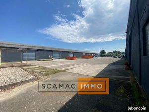 Local industriel 600 m²