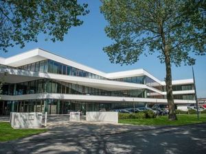 Bien professionnel à louer à Brugge € 846 (KIK7Z) - DMS Dirk Blomme | Zimmo