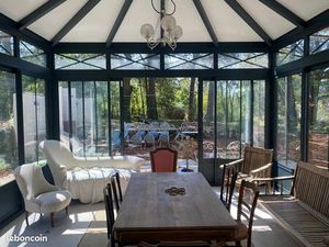 Belle maison très lumineuse 180m²  5 chambres  salon & véranda  2 salles de bain  atelier 