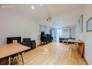 Local commercial 46 m² Marseille