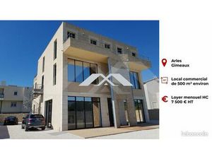 Local 500 m² Arles