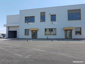 Local d'activité 695 m²