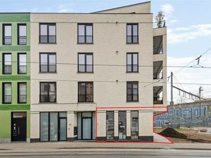 Bien professionnel à vendre à Berchem € 532.000 (LHS8S) | Zimmo