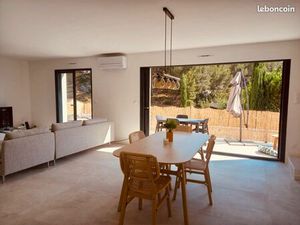 Villa avec piscine location meublée