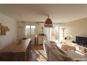 Appartement T3 terrasse garage et place privée - résdce standing avec piscine