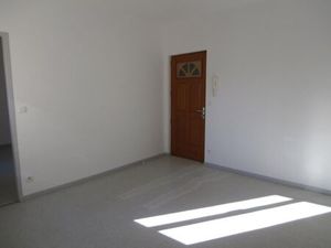 Location appartement 2 pièces 49 m² à Montauban (82000)