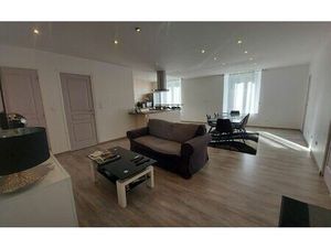 Location appartement  77.8 m² T-3 à Nogentel  759 €