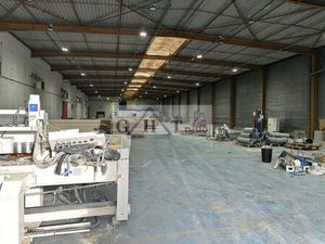 Location local industriel 1500 m² à Gonesse (95500)