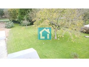 Vente terrain 920 m² à Saint-Jean-des-Champs (50320)  74 500 €