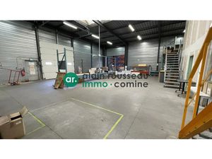A VENDRE 1200M2 DE BATI SUR 1 800M2 de terrain à 10mn d' Ang
