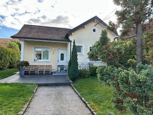 Charmette au calme  maison soignée