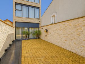 ** SUBLIME MAISON DE 5 PIÈCES AU STYLE CONTEMPORAIN **