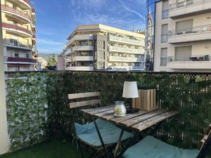 STUDIO MEUBLÉ AVEC BALCON – BAIL MOBILITÉ JANVIER À JUIN