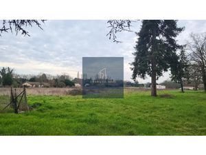 Vente terrain 16786 m² à Bordeaux (33000)  145 500 €