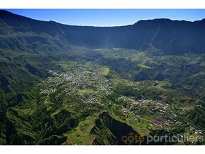 Vente terrain 1519 m² à Cilaos (97413)  165 000 €