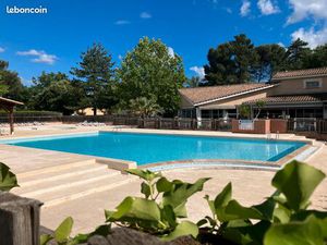 Mazet meublé dans résidence avec piscine