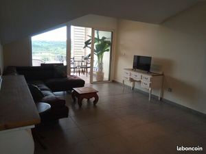 App T3 St Gilles meublé vue mer